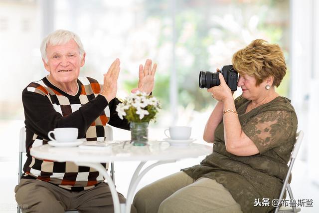 认干爹干妈的生肖配吗 <font color='red'>小孩</font>认干爹干妈的姓氏要求是什么意思？